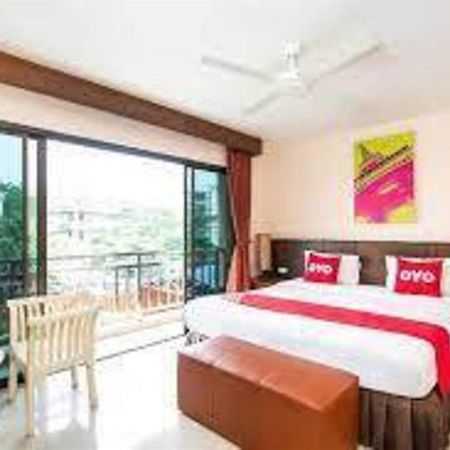 Oyo 343 Wanna Marine Hotel Patong Екстериор снимка