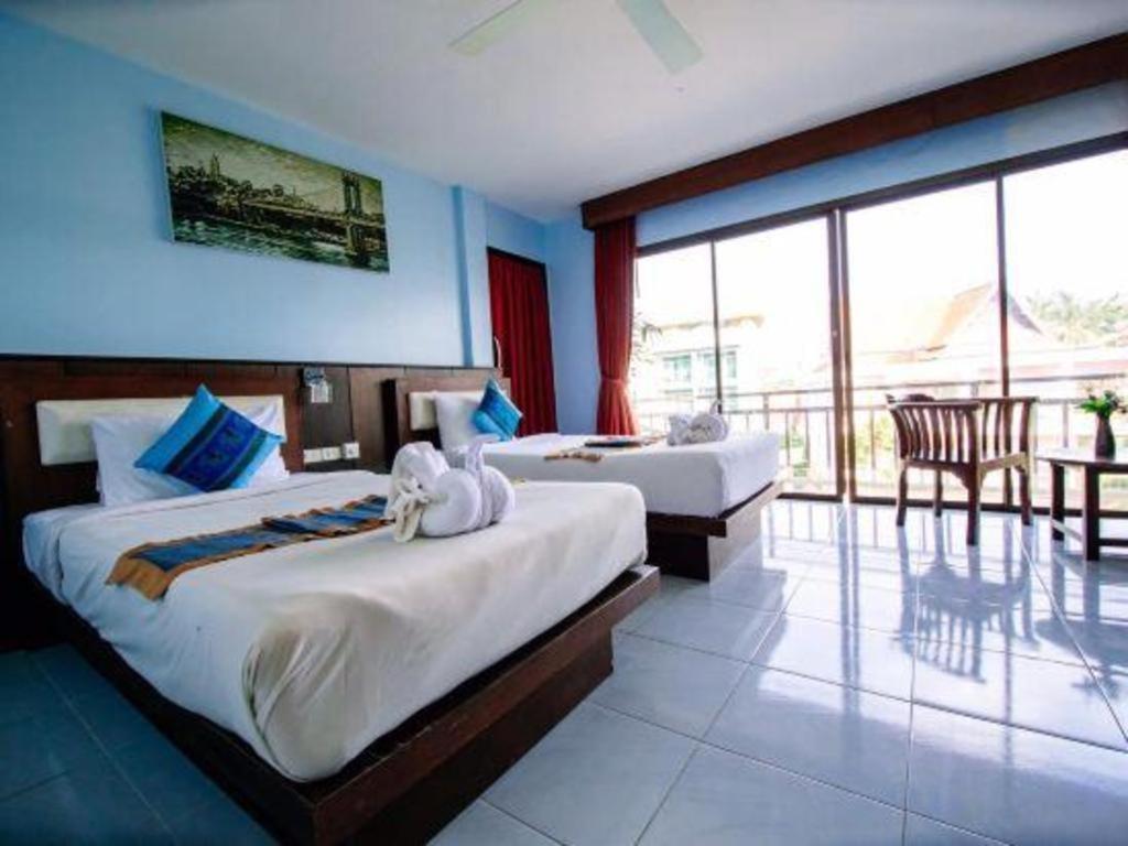 Oyo 343 Wanna Marine Hotel Patong Екстериор снимка