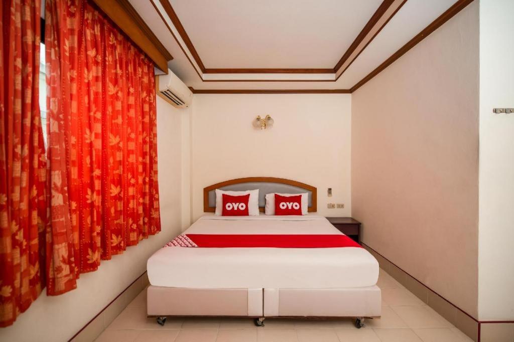 Oyo 343 Wanna Marine Hotel Patong Екстериор снимка