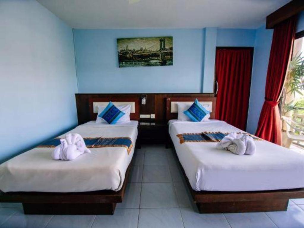 Oyo 343 Wanna Marine Hotel Patong Екстериор снимка