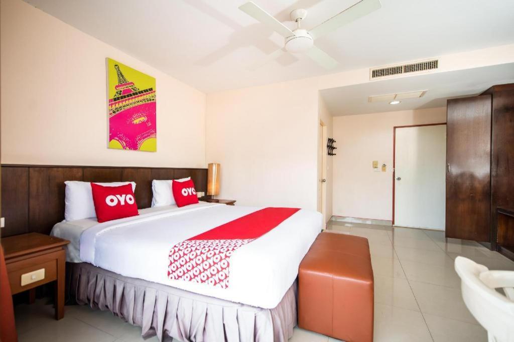 Oyo 343 Wanna Marine Hotel Patong Екстериор снимка