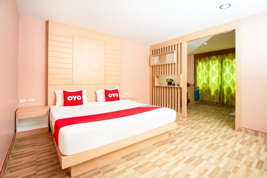 Oyo 343 Wanna Marine Hotel Patong Екстериор снимка