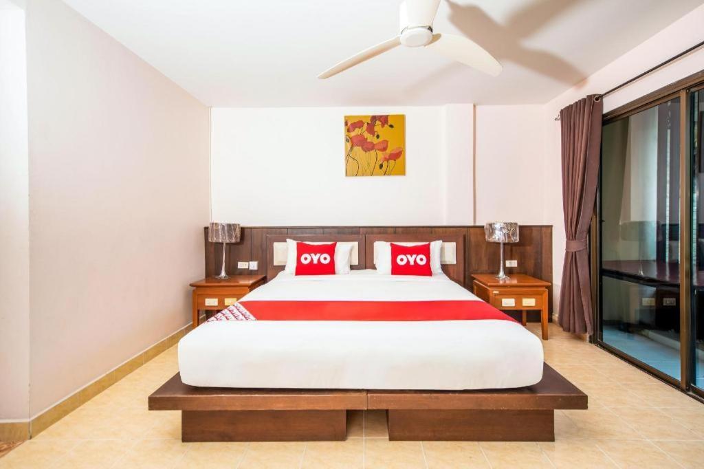 Oyo 343 Wanna Marine Hotel Patong Екстериор снимка