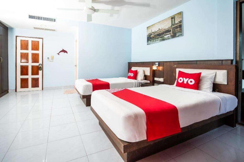 Oyo 343 Wanna Marine Hotel Patong Екстериор снимка