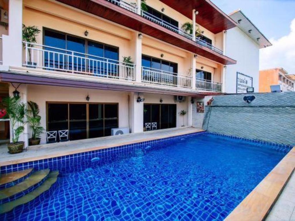 Oyo 343 Wanna Marine Hotel Patong Екстериор снимка